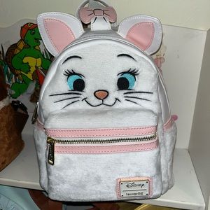 BNWT Marie Soft Velvet Loungefly Backpack